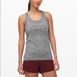 Swiftly Tech Racerback 1.0 in heather grey size 2